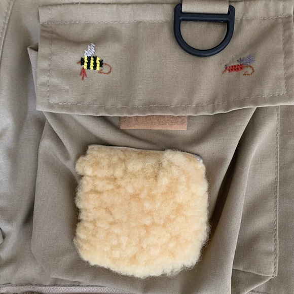 SOLD Columbia | Embroidered Fishing Vest - Picture 3 of 7